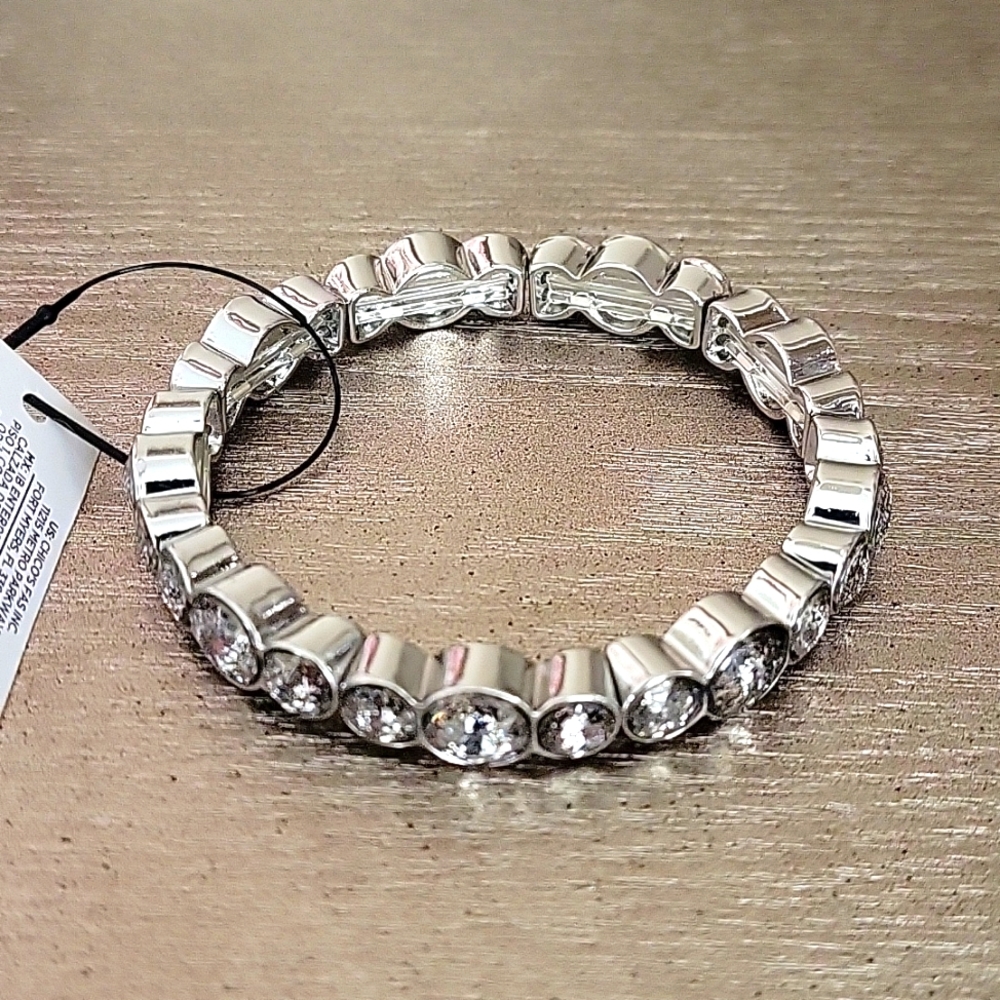 Chico's NWOT Silvertone Pave Stretch Bracelet